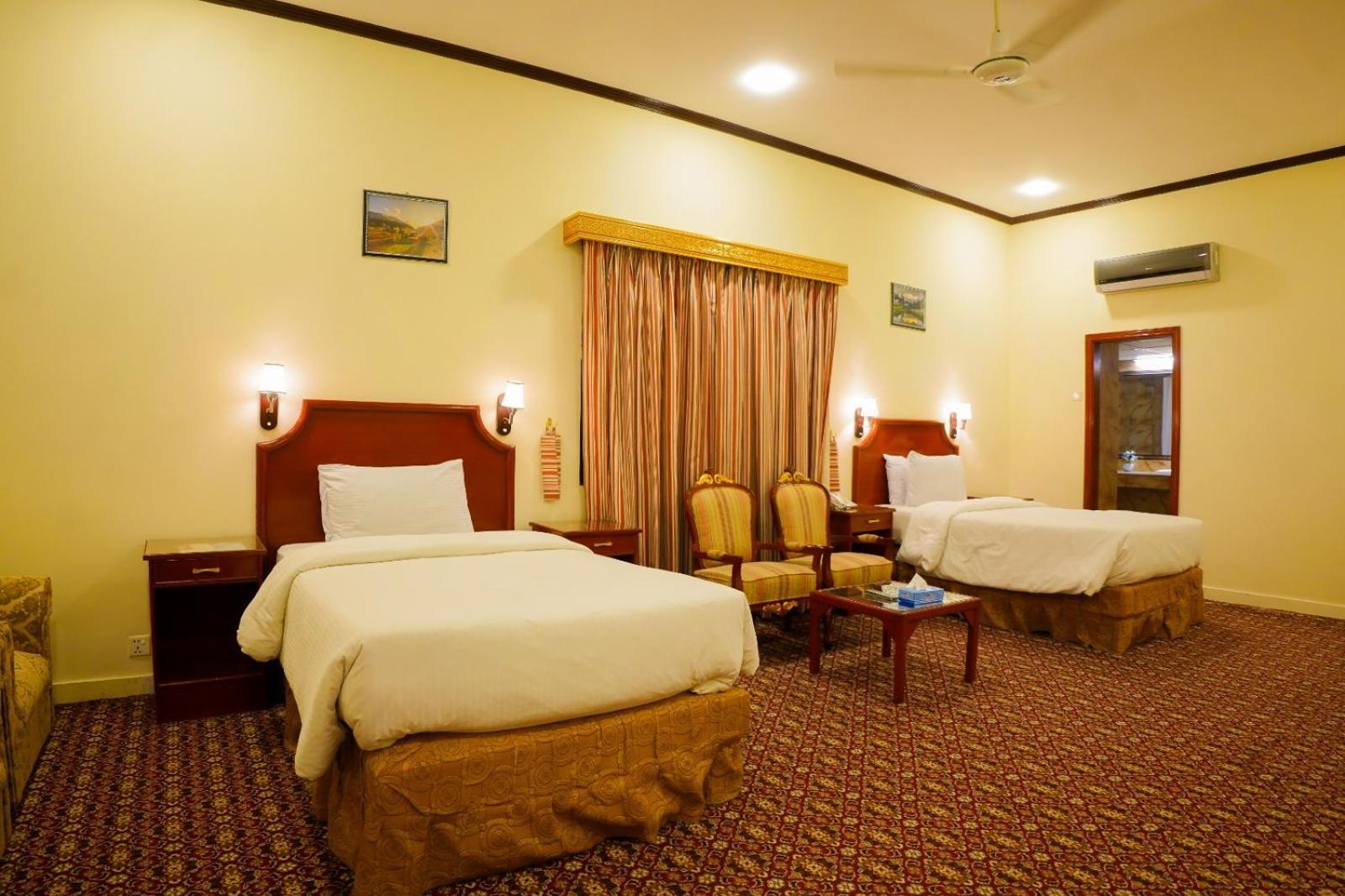 Indus Hotel Hyderabad Extérieur photo