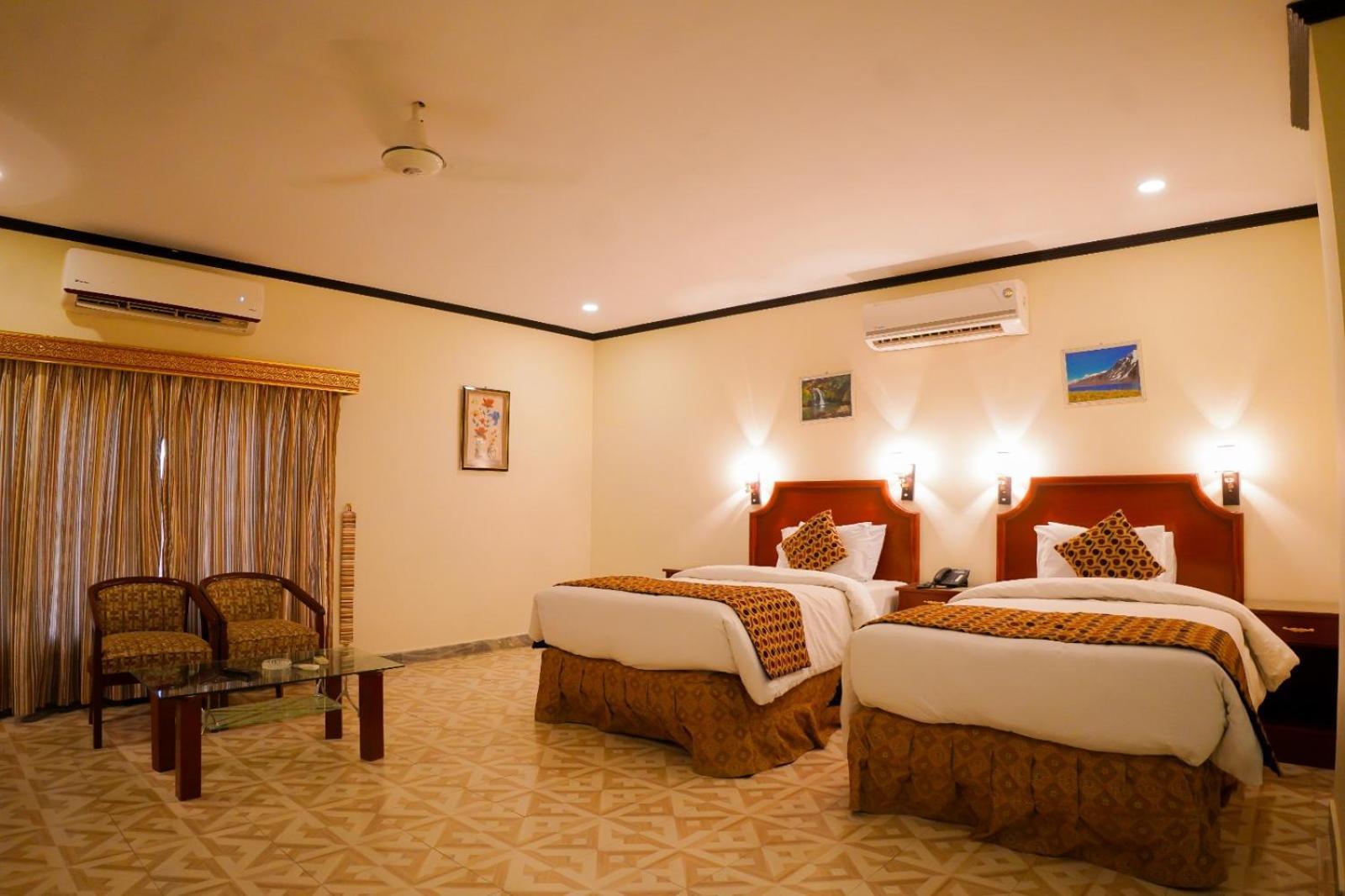Indus Hotel Hyderabad Extérieur photo