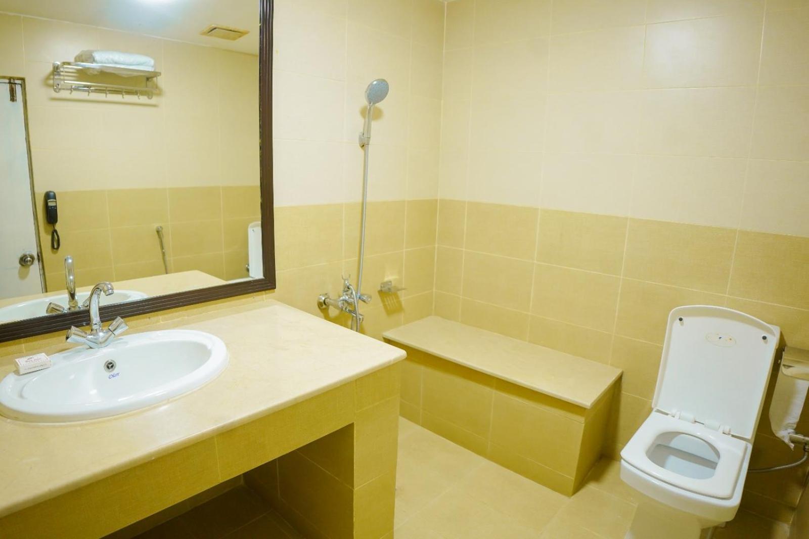 Indus Hotel Hyderabad Extérieur photo