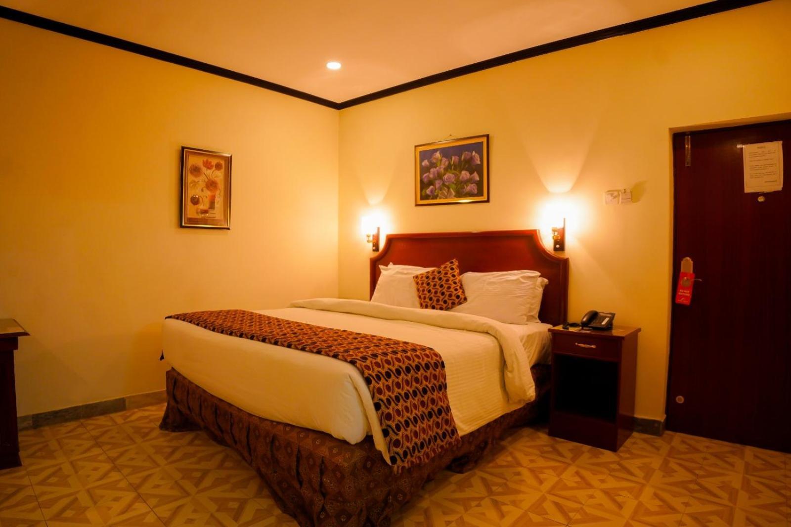 Indus Hotel Hyderabad Extérieur photo