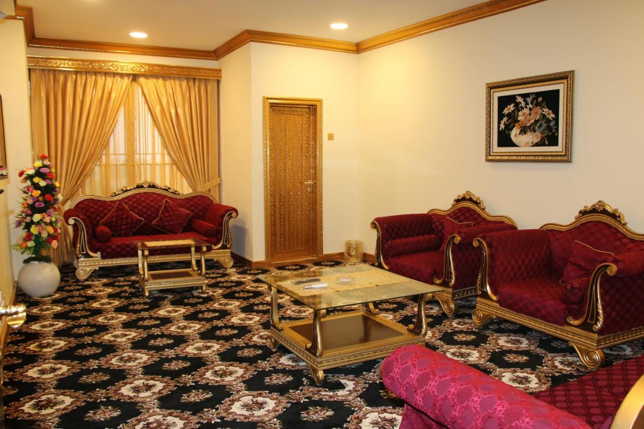 Indus Hotel Hyderabad Extérieur photo