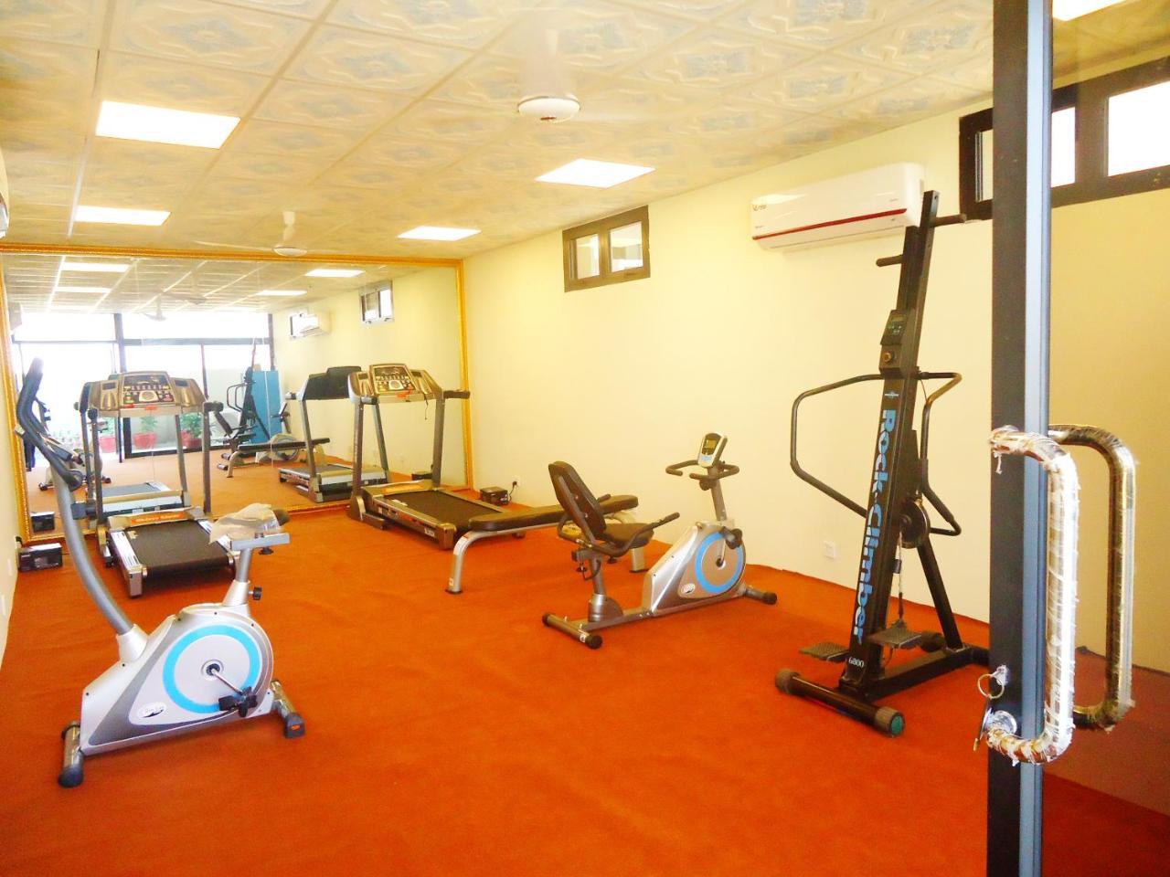 Indus Hotel Hyderabad Extérieur photo